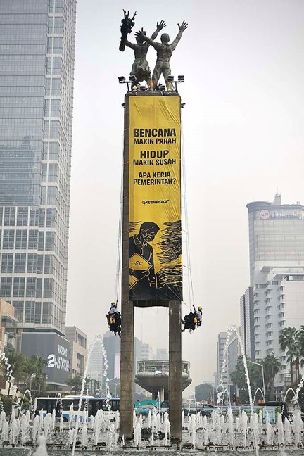Greenpeace Mencuri Perhatian
